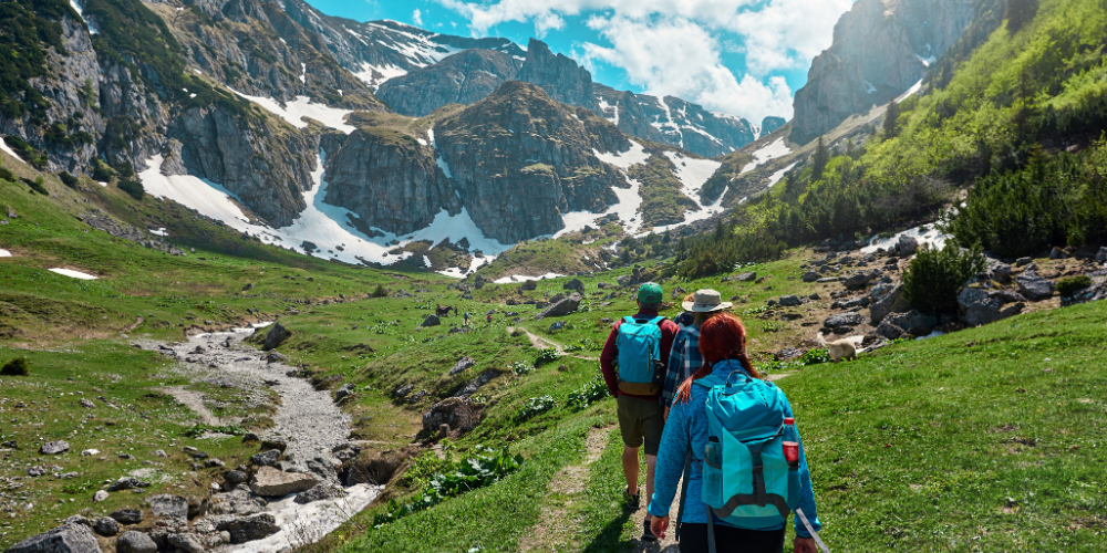 Festive Getaways on a Budget Your Ultimate Guide to Affordable Holiday Escapes.